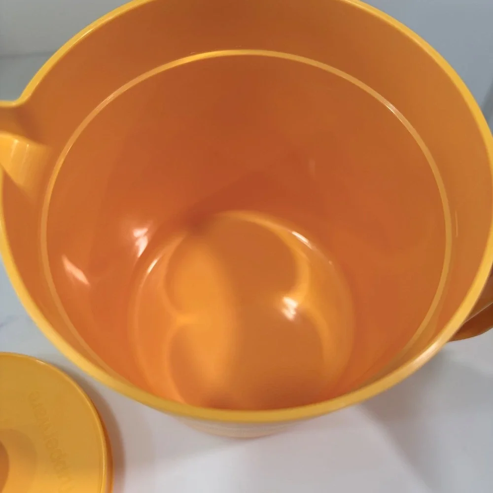 Tupperware 1.5L Push Button Pitcher Orange 1575-11 Vintage Style Kitchenware